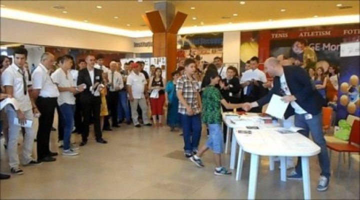 Elevi constănţeni, premiaţi la Concursul Naţional de Ştiinţă şi Inginerie 